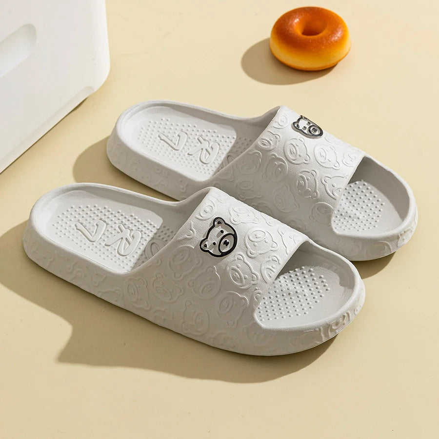 Men's Slippers Summer Cartoon Bear Indoor Soft Thick Sole Anti Slip Women Exquisite Slides Bathroom Beach Outdoor Shoes Couple