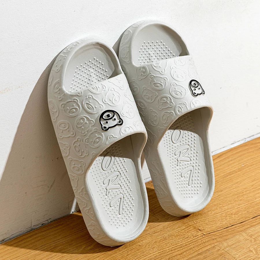 Men's Slippers Summer Cartoon Bear Indoor Soft Thick Sole Anti Slip Women Exquisite Slides Bathroom Beach Outdoor Shoes Couple